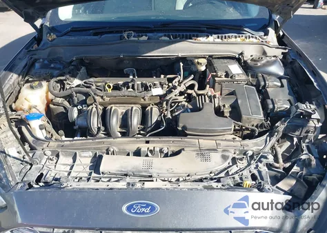 2015 Ford Fusion S z USA, uszkodzony, nr VIN 3FA6P0G75FR131576